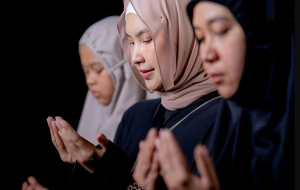 kembalinya suami istri dalam ikatan pernikahan setelah terjadinya talak disebut