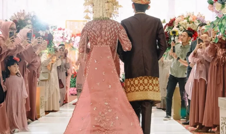 intimate wedding